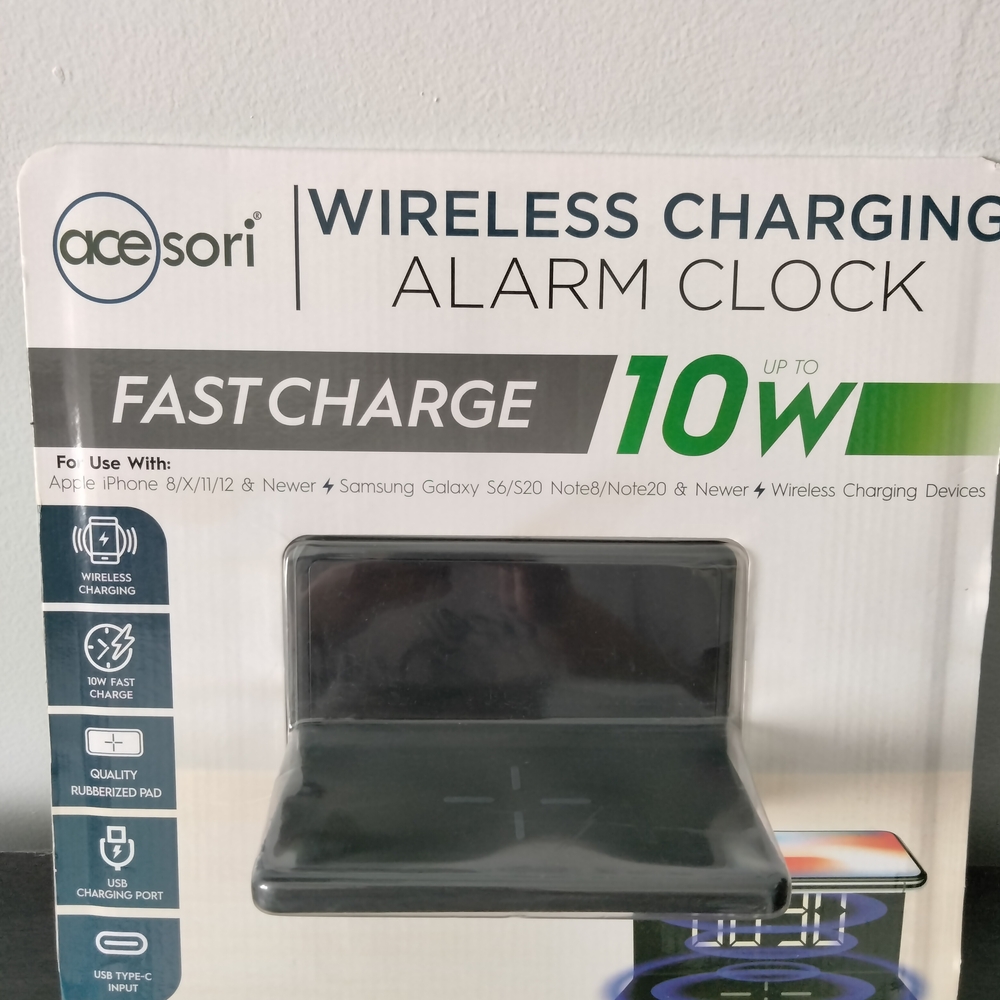 Acesori Wireless Charging Alarm Clock